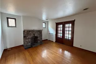 2225 Hampton St, Pittsburgh, PA 15218 - Photo 7