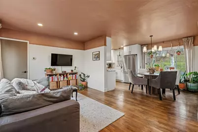 172 E Wedgewood Drive, Ross Twp, PA 15229 - Photo 11