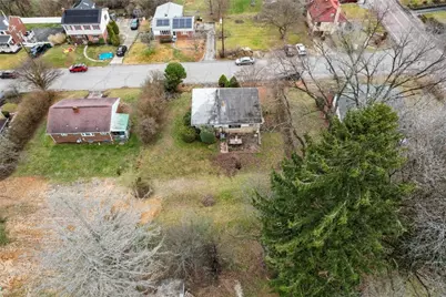 172 E Wedgewood Drive, Ross Twp, PA 15229 - Photo 29