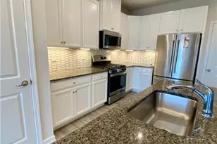 228 Frances Ln, Cecil, PA 15057 - Photo 7