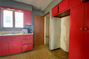 1109 Progress St, McKees Rocks, PA 15136 - Photo 7