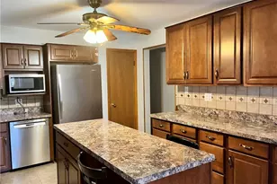 3911 Hickory Hill Rd, Murrysville, PA 15668 - Photo 11