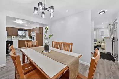 6711 E Barivista Dr, Pittsburgh, PA 15147 - Photo 9