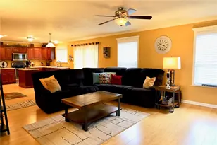 1413 Lucia Dr, Canonsburg, PA 15317 - Photo 9