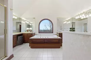 1070 St Mellion Dr, Collier Township, PA 15142 - Photo 29