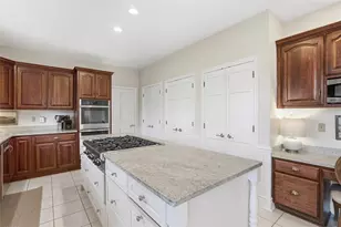 1070 St Mellion Dr, Collier Township, PA 15142 - Photo 19