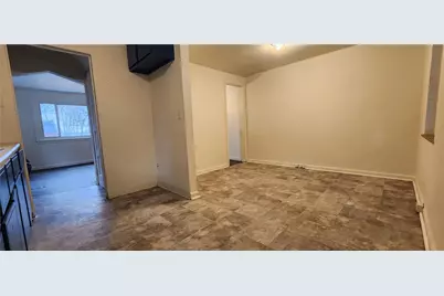 1116 Woodbine St, Pittsburgh, PA 15201 - Photo 5