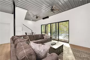 162 E Maple Ln, Marion Township, PA 16214 - Photo 27