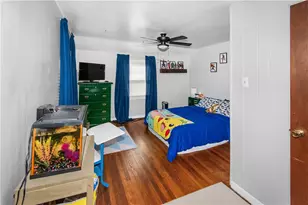 2266 Constitution Blvd, Elizabeth Twp/Boro, PA 15135 - Photo 11