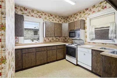 1436 Severn St, Pittsburgh, PA 15217 - Photo 17