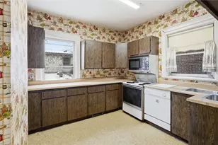 1436 Severn St, Pittsburgh, PA 15217 - Photo 17