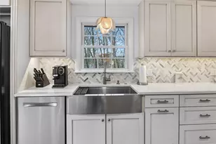 2589 Stonechip Dr, Hampton, PA 15101 - Photo 17