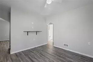 2123 Worton Blvd, West Mifflin, PA 15122 - Photo 7