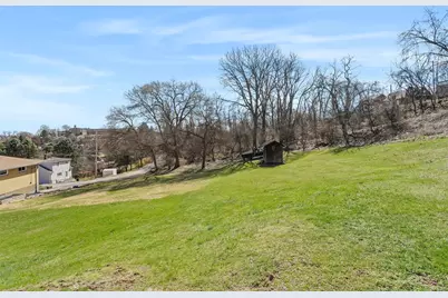 2123 Worton Blvd, West Mifflin, PA 15122 - Photo 29