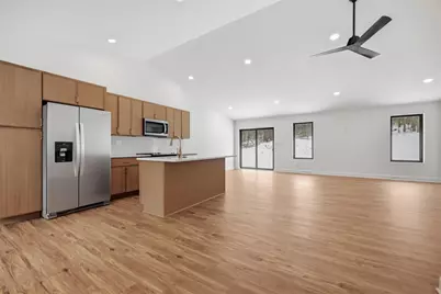 625 Manifold Rd, South Strabane, PA 15301 - Photo 5