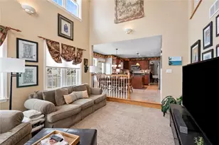 1004 Deveron Ct, Penn Twp, PA 15644 - Photo 9