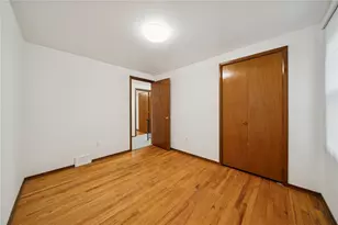 690 Pine Valley Dr, Pittsburgh, PA 15239 - Photo 21