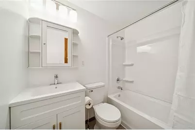 690 Pine Valley Dr, Pittsburgh, PA 15239 - Photo 23