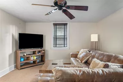 425 Braddock Rd, Pittsburgh, PA 15221 - Photo 17