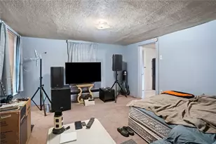 425 Braddock Rd, Pittsburgh, PA 15221 - Photo 29