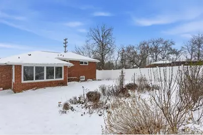 517 Brierly Ln, Munhall, PA 15120 - Photo 31