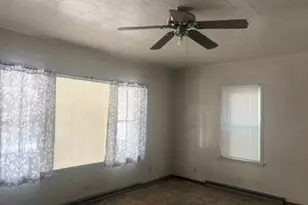 1040 N Grant Ave, Kittanning, PA 16201 - Photo 3