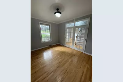 1513 King Henry Dr, Pittsburgh, PA 15237 - Photo 9