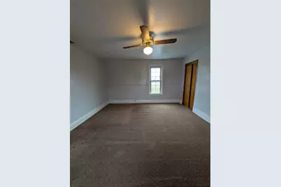 725 Chartiers St #2, Bridgeville, PA 15017 - Photo 5