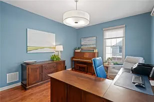 1670 Heritage Dr, Ohio Township, PA 15237 - Photo 7