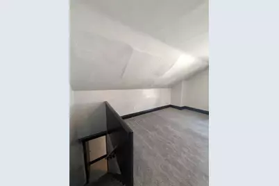 1818 Westmont Ave, Pittsburgh, PA 15210 - Photo 23