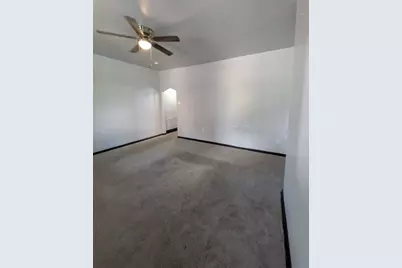 1818 Westmont Ave, Pittsburgh, PA 15210 - Photo 7