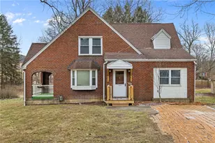 637 Freeport Rd, Freeport, PA 16229 - Photo 1