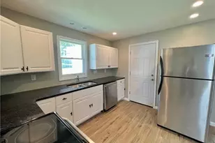 219 E Hillcrest Ave, New Castle, PA 16105 - Photo 7