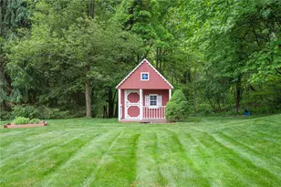 113 W Wild Cherry Dr, Pine Township, PA 16046 - Photo 7