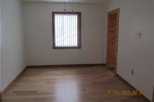 1644 Broad St, South Greensburg Boro, PA 15601 - Photo 7