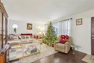 701 Smiley St, Ellwood City, PA 16117 - Photo 7