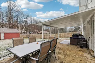 701 Smiley St, Ellwood City, PA 16117 - Photo 39