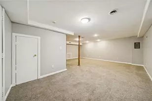 564 Shumaker Dr, Monroeville, PA 15146 - Photo 29