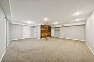 564 Shumaker Dr, Monroeville, PA 15146 - Photo 31