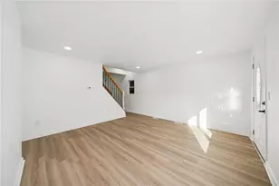 5604 Price Wy, Pittsburgh, PA 15201 - Photo 5