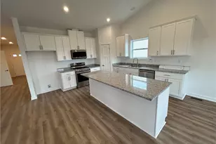 203 Lola Ct, Robinson Twp, PA 15136 - Photo 17