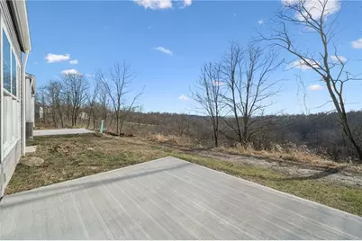 2213 Lebanon Dr, McKeesport, PA 15135 - Photo 25