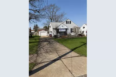 834 Spencer Ave, Sharon, PA 16146 - Photo 1