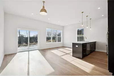 2215 Lebanon Dr, Elizabeth Twp/Boro, PA 15135 - Photo 5