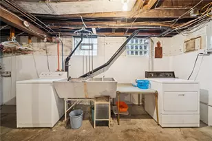 1024 Manor Rd, New Kensington, PA 15068 - Photo 39