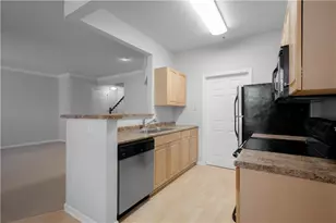 507 Sonie Dr, Ohio Township, PA 15143 - Photo 9