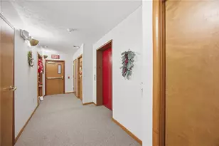 506 Dehaven Ct, Pittsburgh, PA 15116 - Photo 5