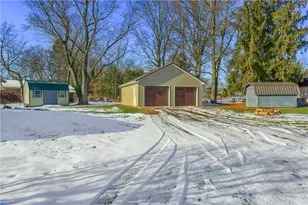 419 Bon Aire Ave, Neshannock Township, PA 16105 - Photo 33