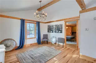 419 Bon Aire Ave, Neshannock Township, PA 16105 - Photo 3