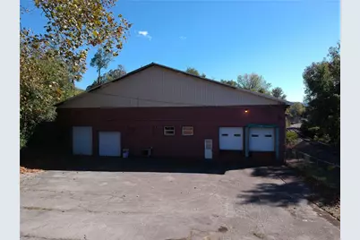 120 E Penn St, Uniontown, PA 15401 - Photo 3
